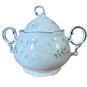 Mikasa Chalfonte 9345 Sugar Bowl Blue White Floral Pattern Vintage Fine China